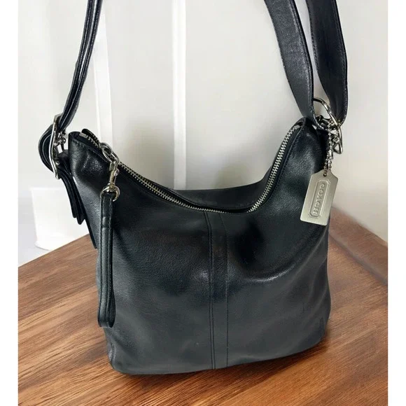 Coach Black Leather Slim Legacy Crossbody Shoulder Bag Adjustable 9326 Purse - Picture 16 of 16